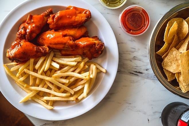 6 Wings & Fries.